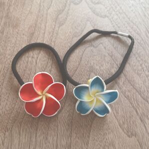 ヘアゴム ヘアアクセサリー ハイビスカス ハワイ ヘアアクセ 髪飾り 花 フラワー 赤 青 シュシュ キッズ 子供 レディース