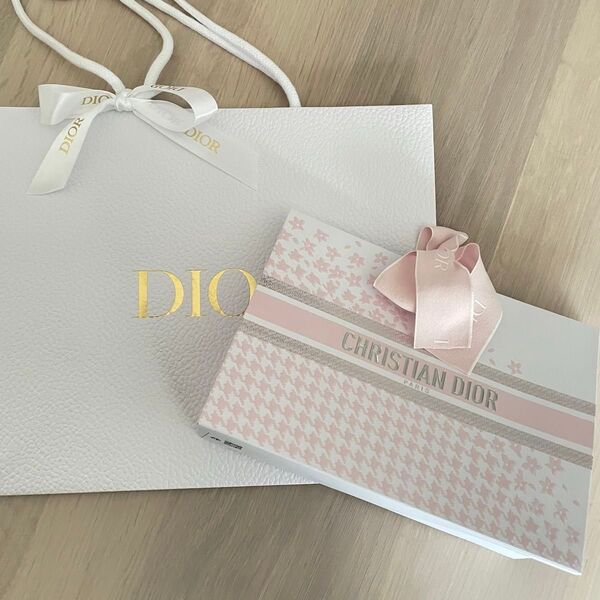 DIOR ディオール ギフトボックス ショッパー