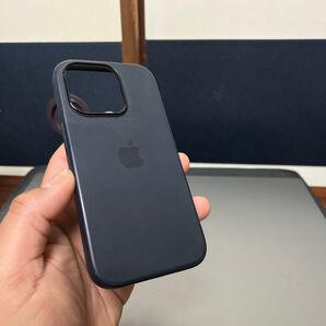 Iphone 14 Pro ケースカバー アップル純正品