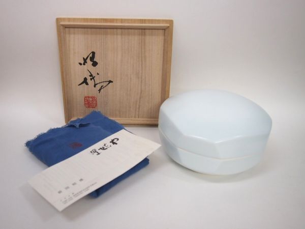 Yahoo!オークション -「前田昭博」(白磁) (陶磁一般)の落札相場 Yahoo!オークション -「前田昭博」(白磁) (陶磁一般)の落札相場