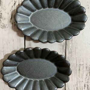 花型オーバル小皿ブラック14cm2枚 オシャレ 陶器 醤油皿 副菜皿 デザート皿