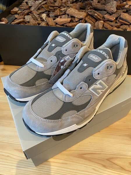 28.5cm U992GY NEW BALANCE ニューバランス US10.5 グレー GRAY 新品未使用 国内正規品