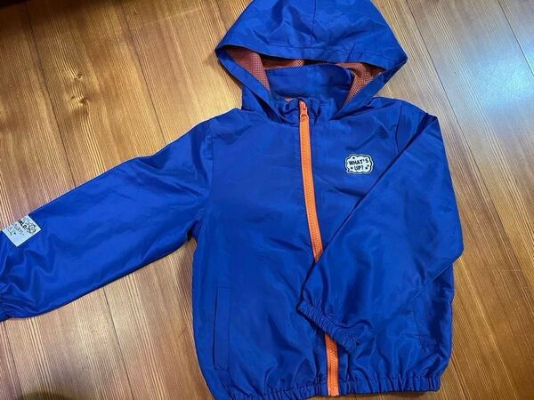 ウィンドブレーカー 男の子 120 フード付 春物アウター ジャケット