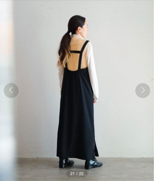 美品★フィルデフェール ウールライクポリ Vネックジャンスカ