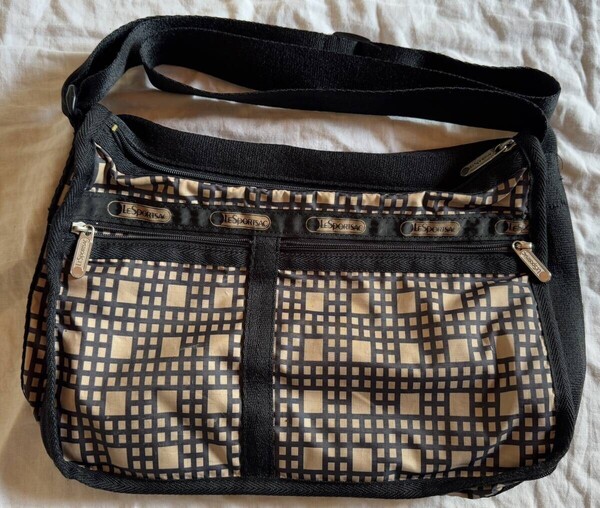 レスポートサック LESPORTSAC ショルダーバッグ 幾何学模様 シンプル