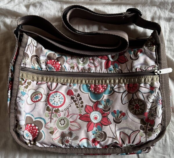 レスポートサック LESPORTSAC ショルダーバッグ 定番 花柄 カラフル