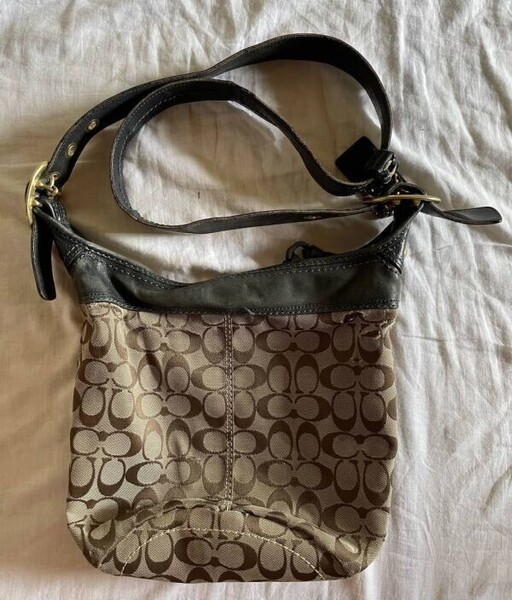COACH(コーチ) ショルダーバッグ シグネチャー レザー
