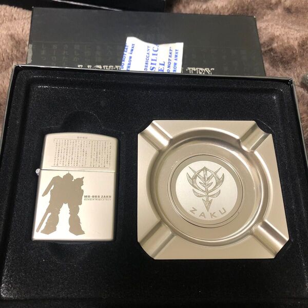オイルライター ライターガンダム 灰皿セット ザク