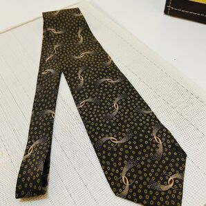 【まあまあ美品】GIORGIO ARMANI ジョージオアルマーニ ネクタイ 総柄 シルク 薄手