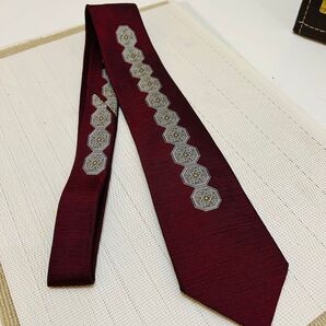 【未使用に近い美品】ドミニクフランス ネクタイ ボルドー系 フランス製 ネクタイの最高峰