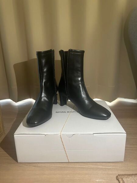 【美品】NATURAL BEAUTY BASIC ストレッチショートブーツ ブラック
