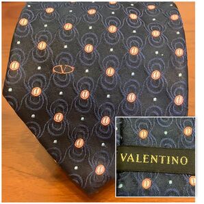 VALENTINO ネクタイ ネイビー ドット柄新品未使用 ネクタイ