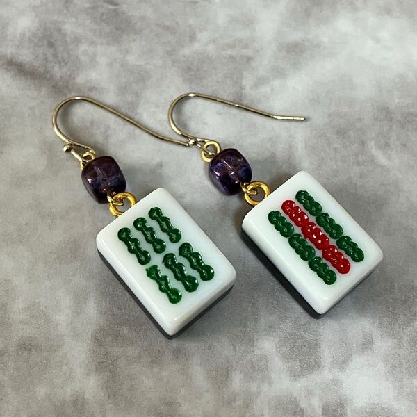 麻雀牌 ハンドメイド ピアス