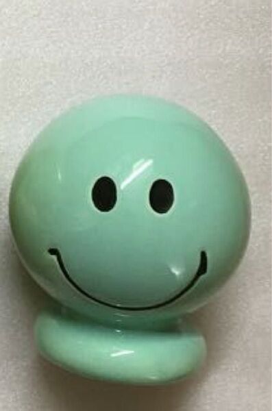 スマイリー ニコちゃん 貯金箱 ライトグリーン 陶器製