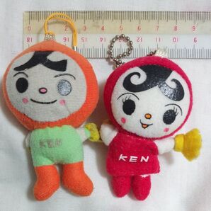 「ケンちゃん&あゆみちゃん」懐かしいキャラクターバッグなどに取付可能 サイズ縦:7センチ.横:約4.5センチ.厚み:約3.5センチ