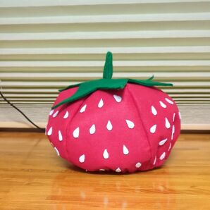 ハンドメイド いちごの帽子