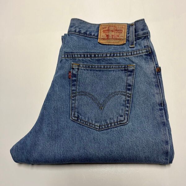 Levi’s リーバイス 550 リラックスフィットテーパードジーンズ デニムパンツ 15551-4833 16M レディース