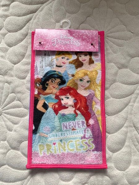 新品タグ付き ディズニープリンセス タオルハンカチ 2枚組