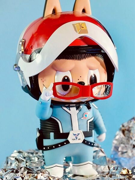ウルトラ警備隊 LABUBU ラブブ TSUBURAYA CONVENTION H