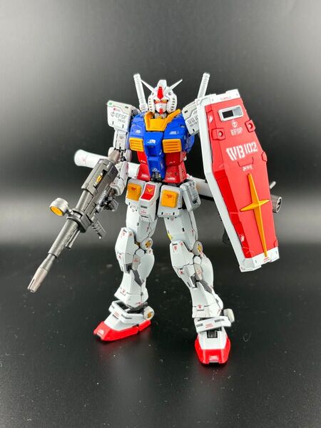 ガンプラ RG 1/144 RX-78-2 Ver.2 ガンダム オリジナルカラー全塗装完成品
