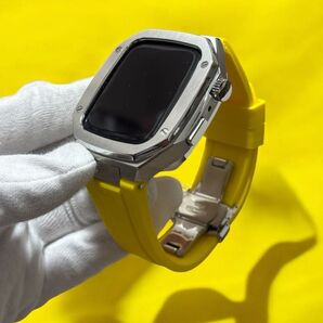 最新 アップルウォッチ カスタム メタル ラバーバンド ベルト 黄銀