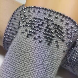 ★no.146 ビーズを編み込んだリストウォーマー ハンドメイド ビーズニッティング