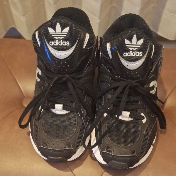 adidas-アディダスシューズサイズ25cm