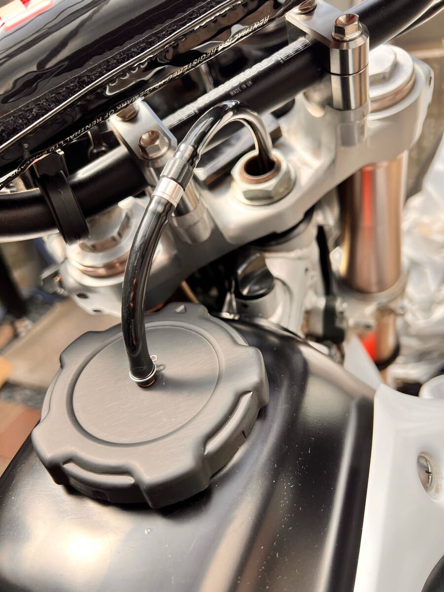2025年最新】Yahoo!オークション -xr250 タンクの中古品・新品