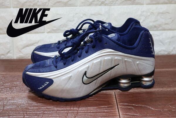 新品 正規品 28.5㎝(ウィメンズ) NIKE ナイキ ウィメンズ ショックス R4 W SHOX R4 メタリックシルバー