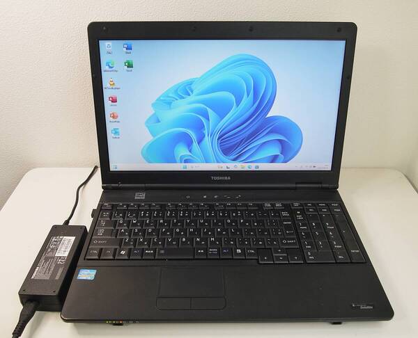 送料込み【Win11 SSD MS office有り】東芝 dynabook Satellite B552/G Core i3 3110M メモリ8G