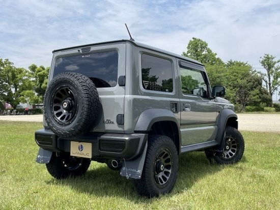 ジムニーシエラ(JB74)専用マッドフラップ(ブラック)☆LANDLIC JAPAN☆ランドリックジャパン製☆人気商品☆