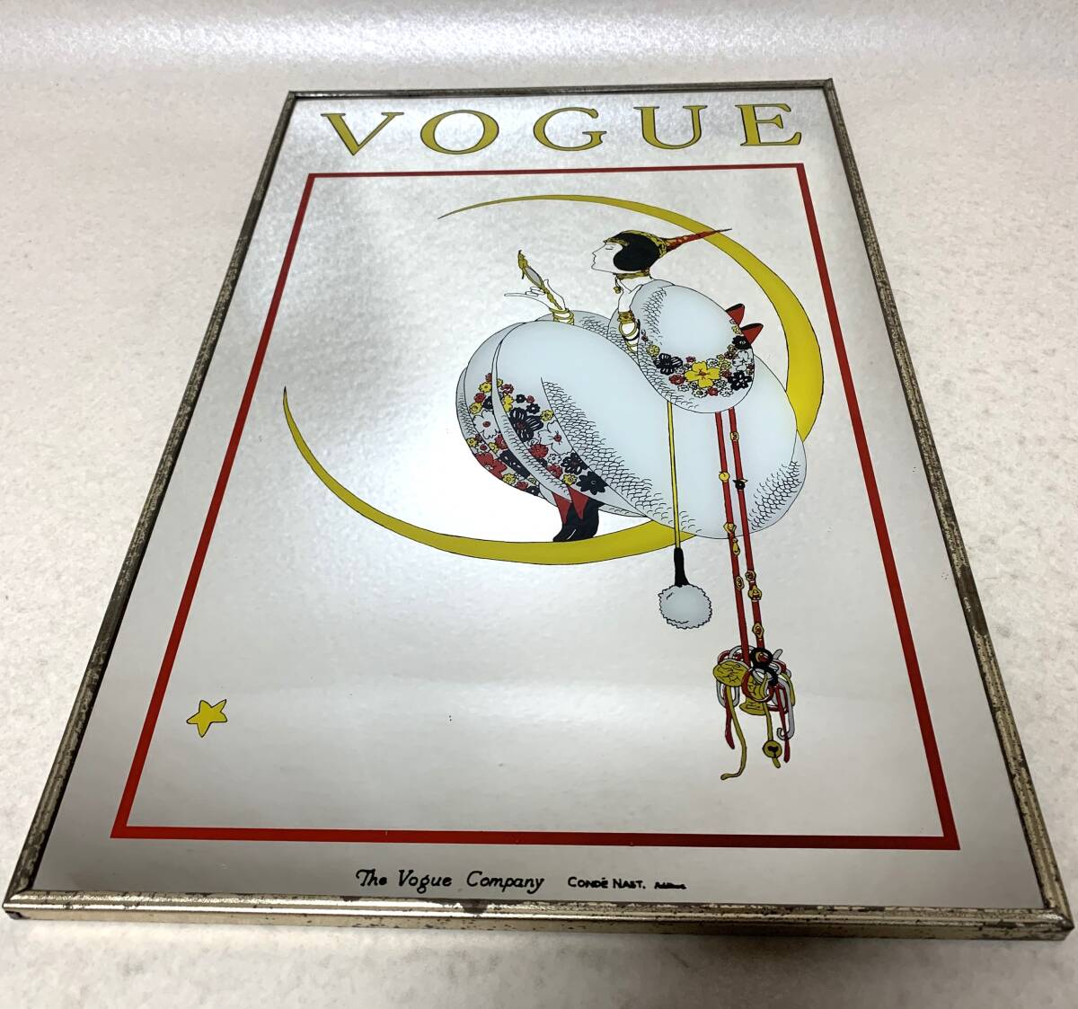 Yahoo!オークション -「vogue ミラー」の落札相場・落札価格 Yahoo!オークション -「vogue ミラー」の落札相場・落札価格
