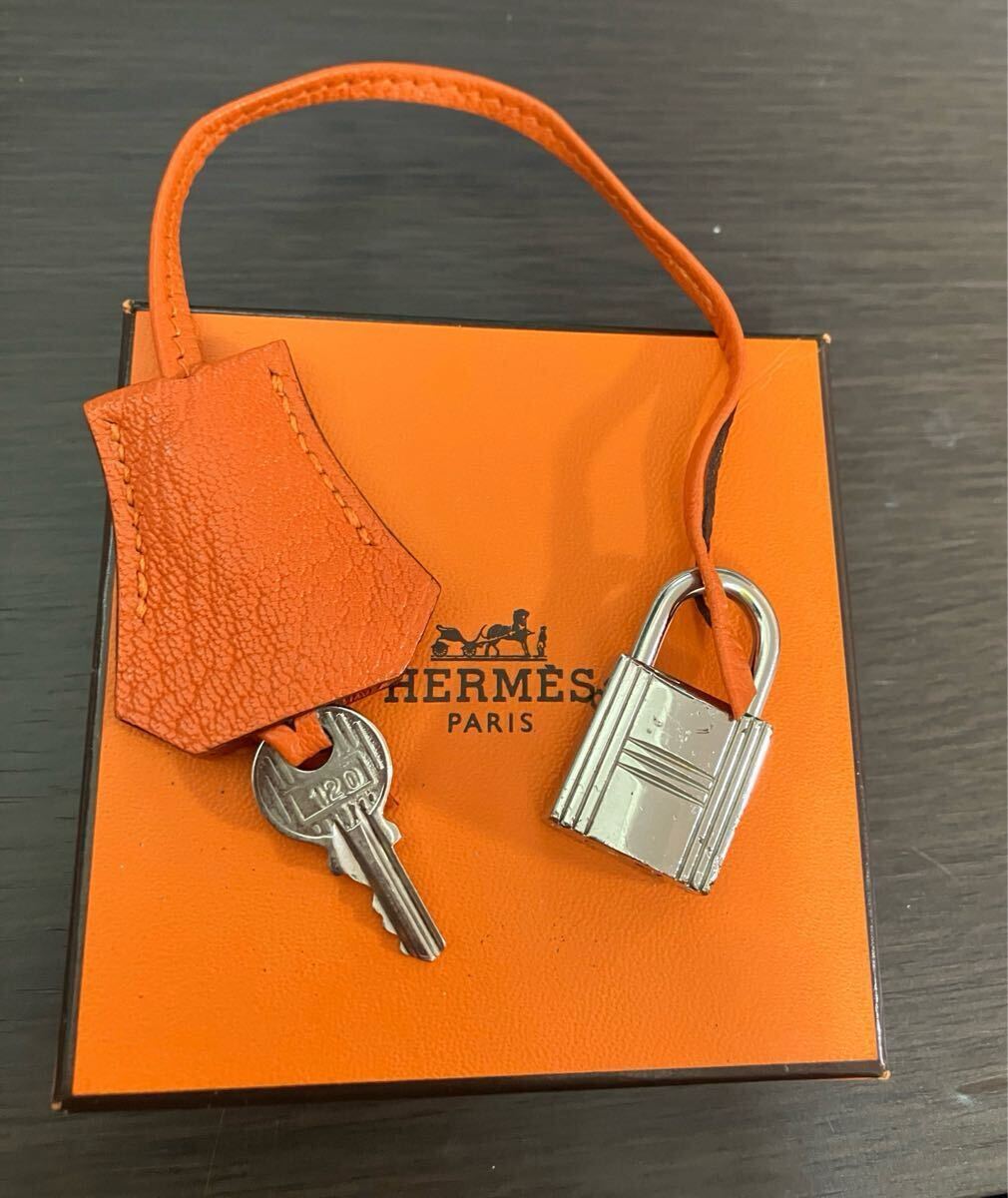 HERMES - 極美品 エルメス カデナ 104番 キー 鍵 シルバー