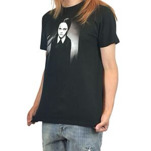 新品 アダムスファミリー ホラーコメディ映画 ゴスロリ ヒロイン ウェンズデー 女優 クリスティーナリッチ Tシャツ ユニセックス Sサイズ