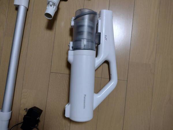 パナソニック★掃除機★MC-SB85K★2021年製★バッテリー新品と同等★85-1