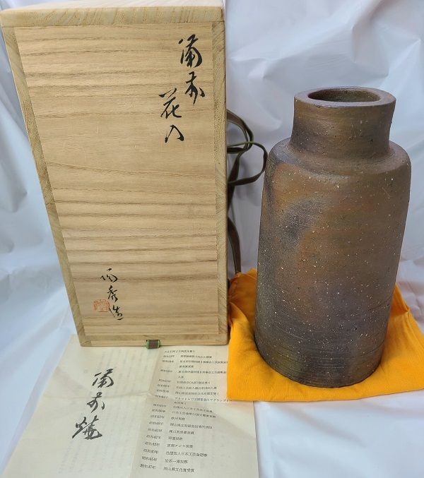 Yahoo!オークション -「備前 山本陶秀」(花器、壷) (備前)の落札 Yahoo!オークション -「備前 山本陶秀」(花器、壷) (備前)の落札