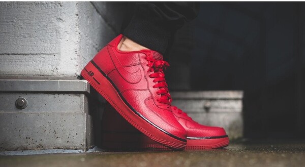 新品未使用 正規品 ナイキ NIKE AIR FORCE1 GYM RED エアフォース ジムレッド 488298-627 スニーカー 赤 廃番モデル