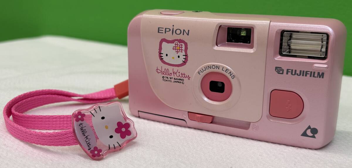 Yahoo!オークション -「ハローキティカメラ」(コンパクトカメラ Yahoo!オークション -「ハローキティカメラ」(コンパクトカメラ