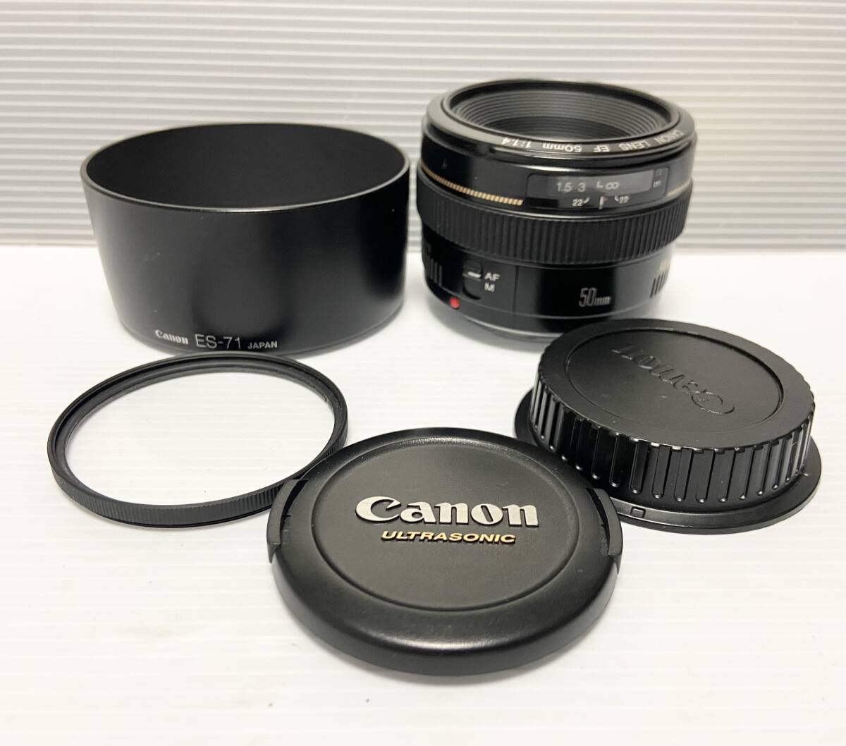 Yahoo!オークション -「canon ef 50mm 1.4」の落札相場・落札価格