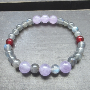 ラブラドライトxラベンダーアメジストxカーネリアンブレスレット 天然石 パワーストーン