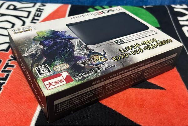 モンスターハンター3トライgパック 3dsLL本体同梱版 新品未使用品 良品