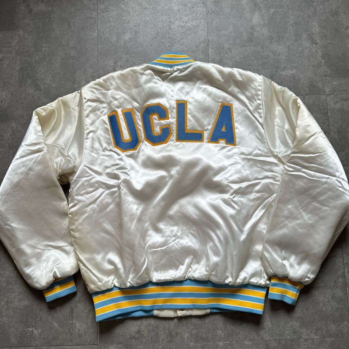 Yahoo!オークション -「スタジャン ucla」の落札相場・落札価格 Yahoo!オークション -「スタジャン ucla」の落札相場・落札価格