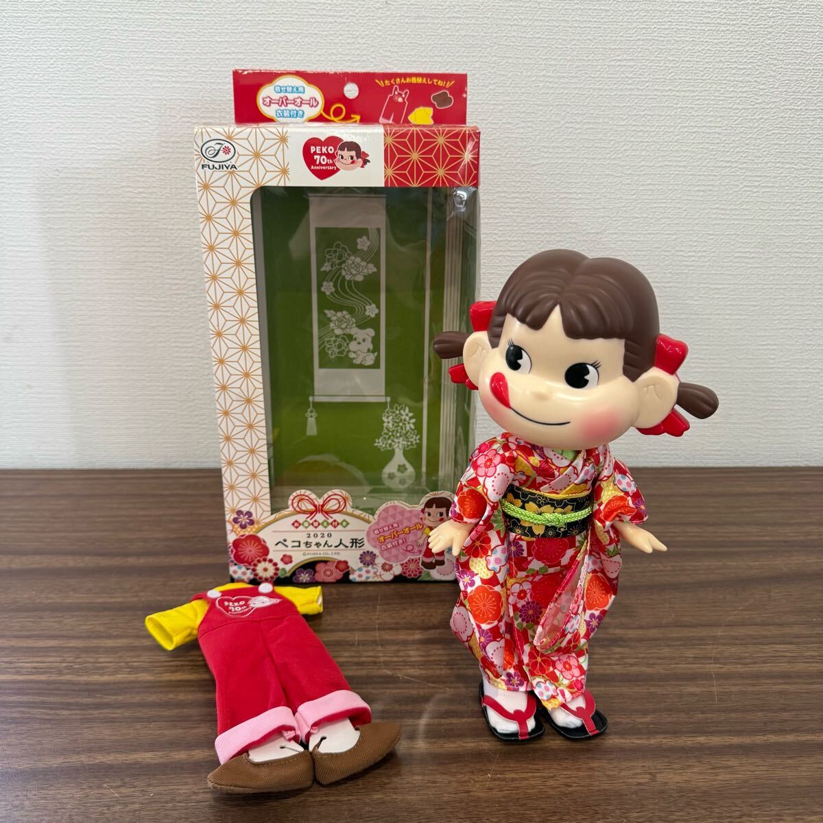 Yahoo!オークション -「お着替えペコちゃん」の落札相場・落札価格 Yahoo!オークション -「お着替えペコちゃん」の落札相場・落札価格