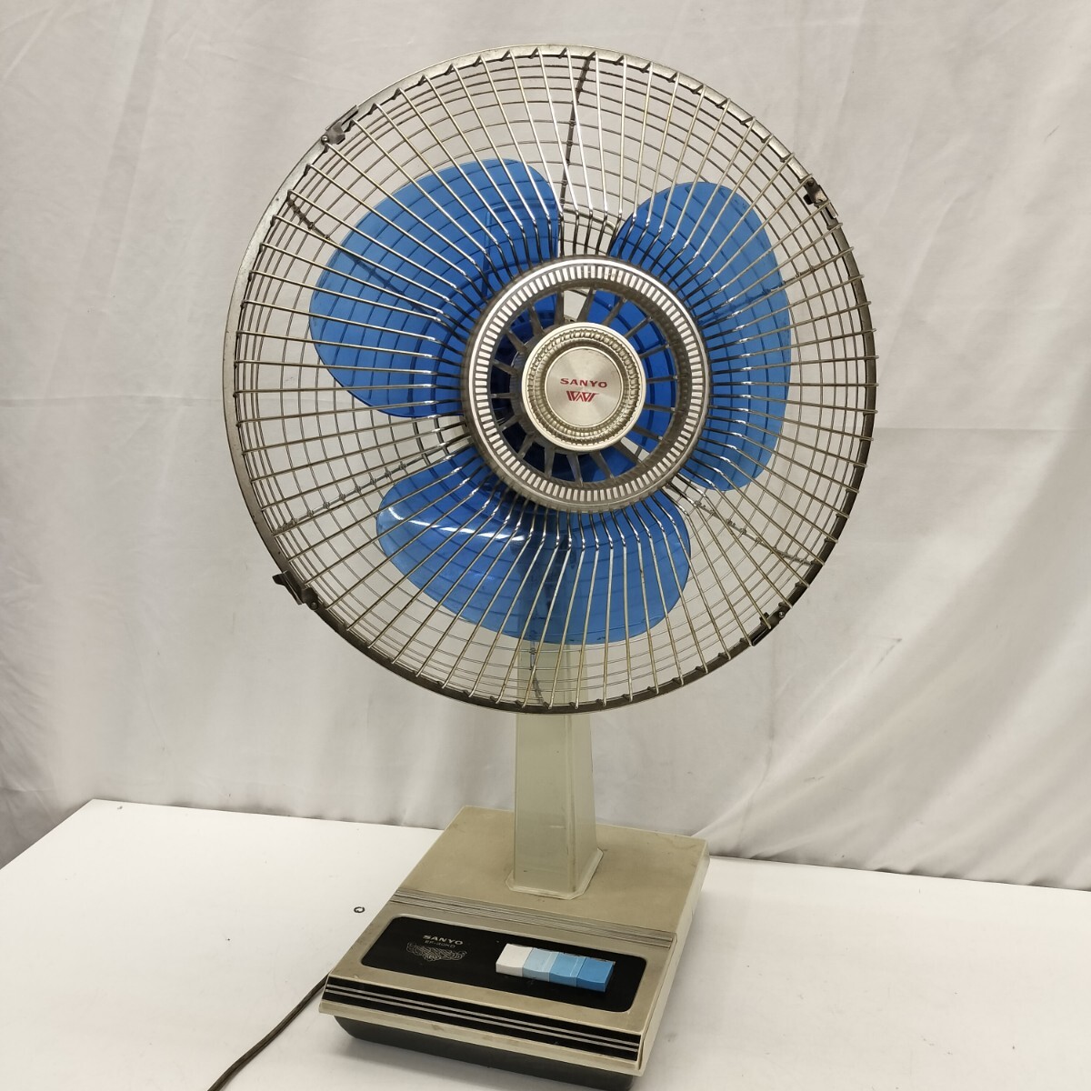 Yahoo!オークション -「扇風機 レトロ サンヨー」の落札相場 Yahoo!オークション -「扇風機 レトロ サンヨー」の落札相場