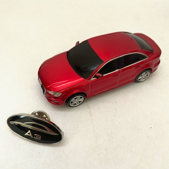 1/43 アウディ A3 スポーツバック Audi A3 Sportback ディーラー