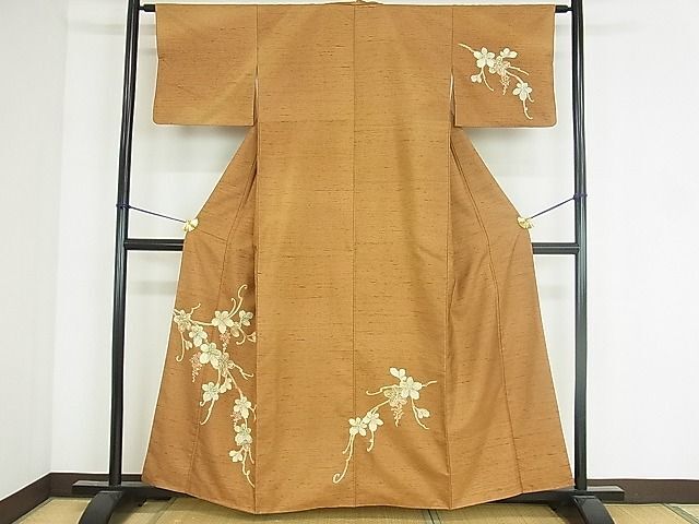 Yahoo!オークション -「白山紬 訪問着」の落札相場・落札価格 Yahoo!オークション -「白山紬 訪問着」の落札相場・落札価格