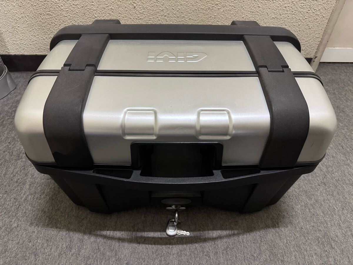 2025年最新】Yahoo!オークション -givi リアボックスの中古品