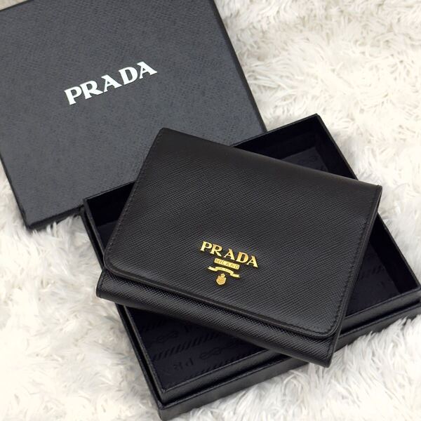 ☆極上美品☆PRADA プラダ サフィアーノ 財布 三つ折り レザー ブラック ゴールド金具 黒
