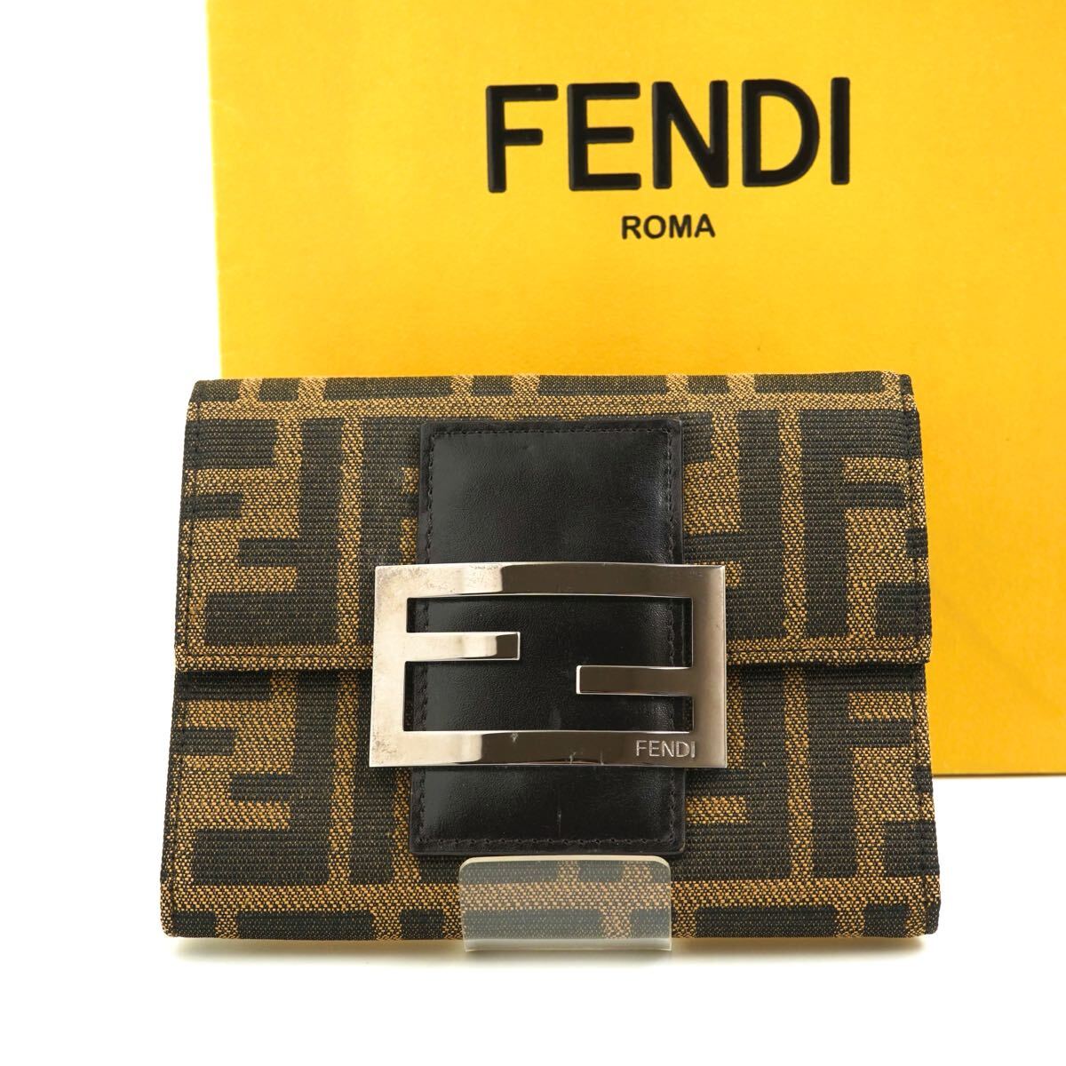 2025年最新】Yahoo!オークション -fendi 二つ折り財布の中古品 2025年最新】Yahoo!オークション -fendi 二つ折り財布の中古品