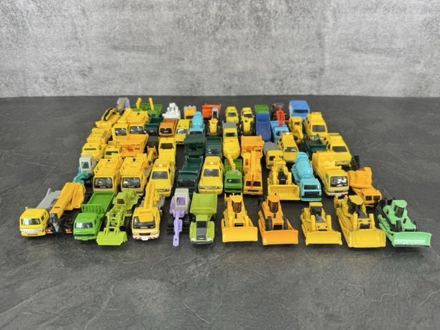 Amazon.com: Tomica Gift Construction Vehicles Set #4 (Japan